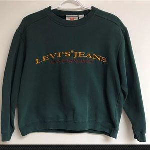 VTG Women's Levi's Sweatshirt, Size Small